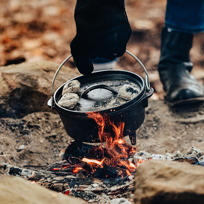 Camp Dutch Oven | Versatile Cast Iron Cooking