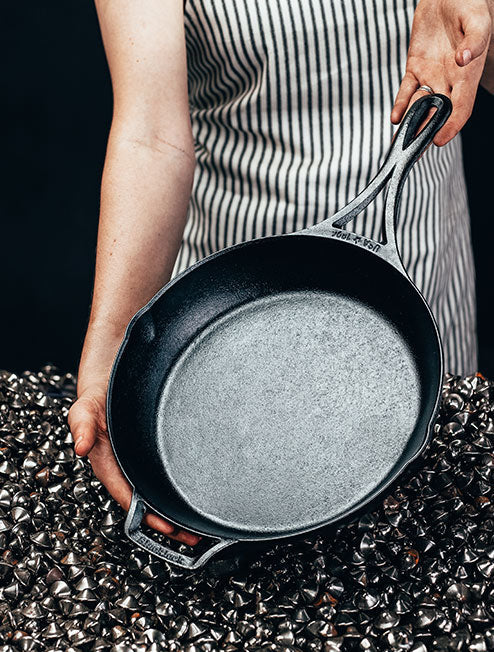 Blacklock Lightweight Skillet | Everyday Seasoned Cast Iron
