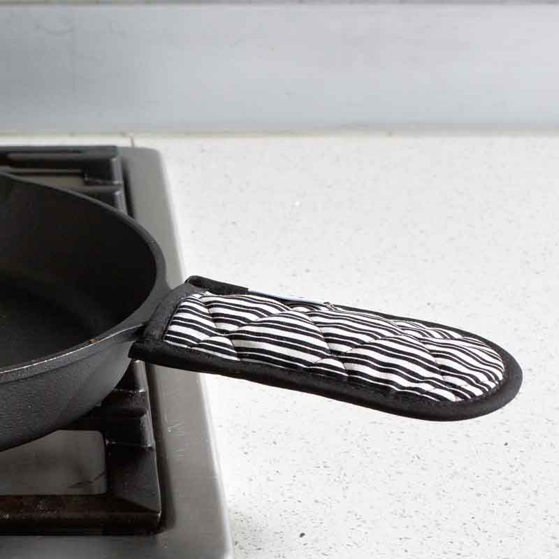 Patterned Hot Handle Holders | Kitchen Starter Bundle