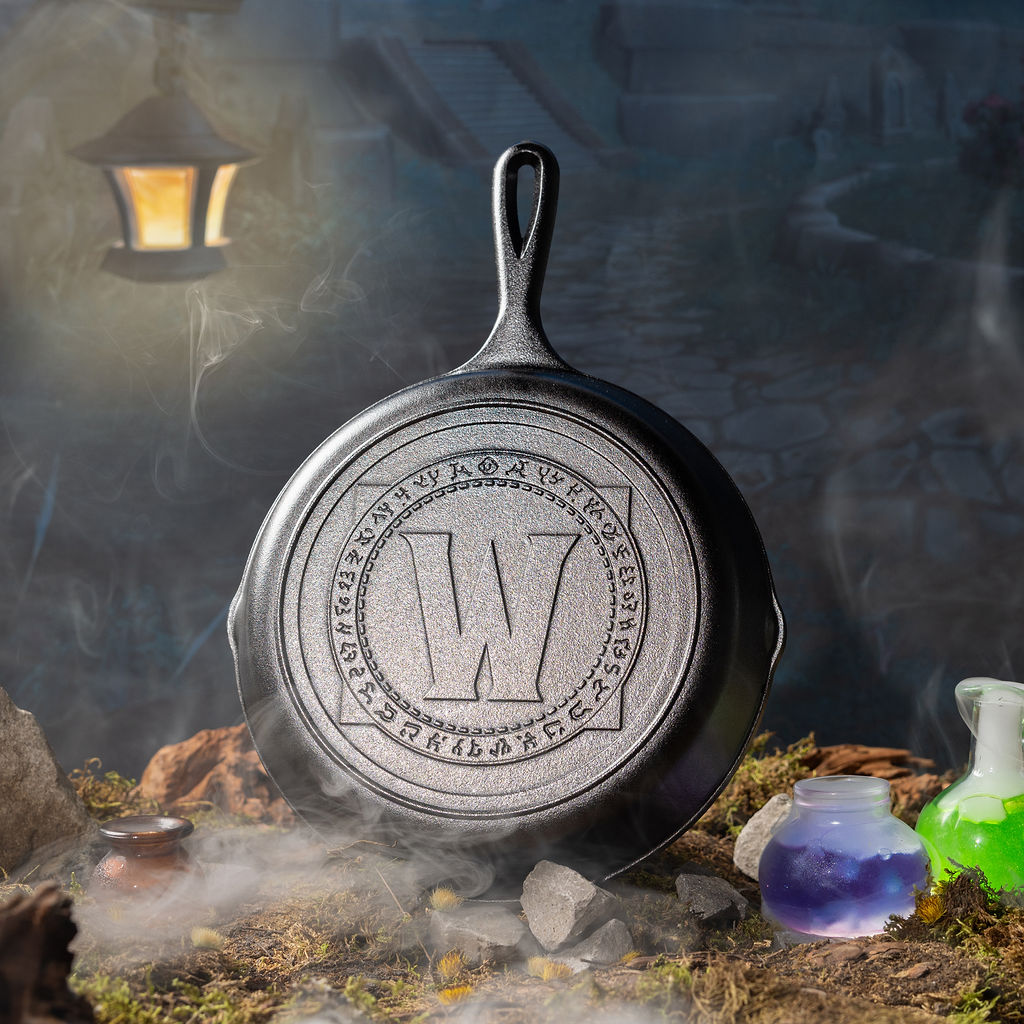 10.25 Inch Seasoned Cast Iron World of Warcraft Skillet | Everyday Seasoned Cast Iron