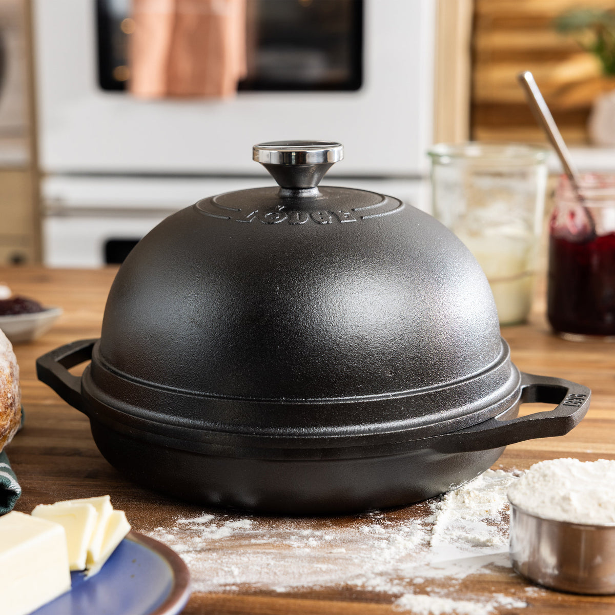 Chef Collection Seasoned Cast Iron Bread Oven | Lightweight Premium Cast Iron