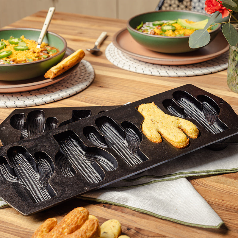 Seasoned Cast Iron Cactus Pan | Kitchen Starter Bundle
