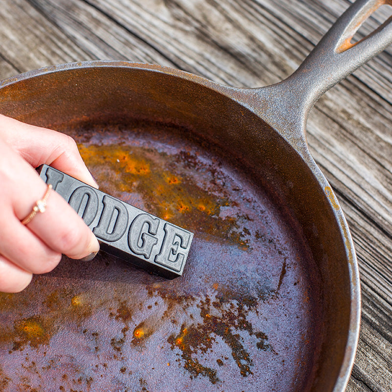 Lodge Rust Eraser | Kitchen Starter Bundle