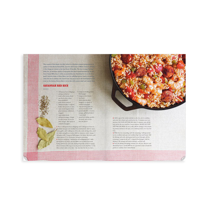 The Lodge Cast Iron Cookbook | Practical Kitchen Accessory