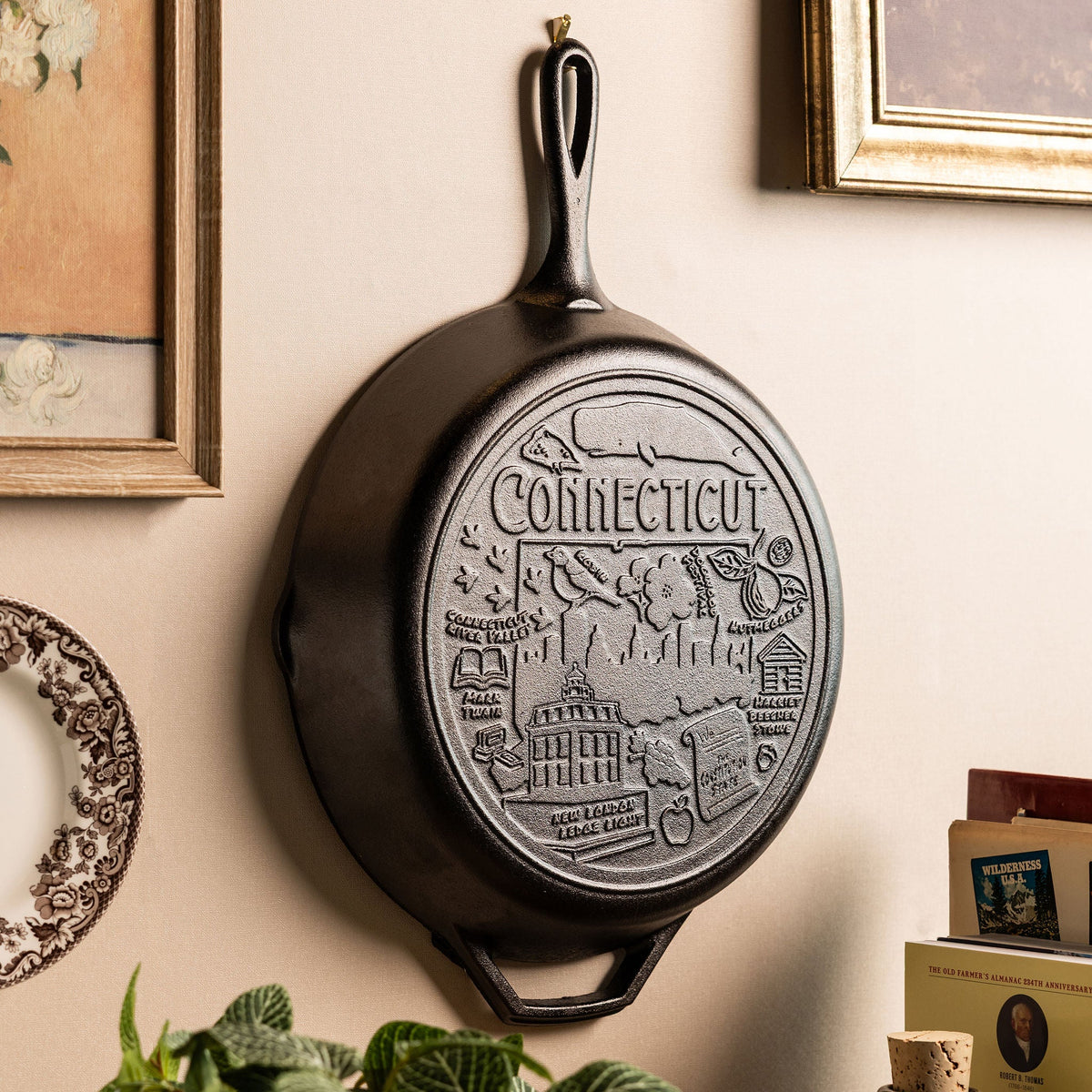 American Road Trip 12 Inch Seasoned Cast Iron Skillet, Connecticut | Everyday Seasoned Cast Iron