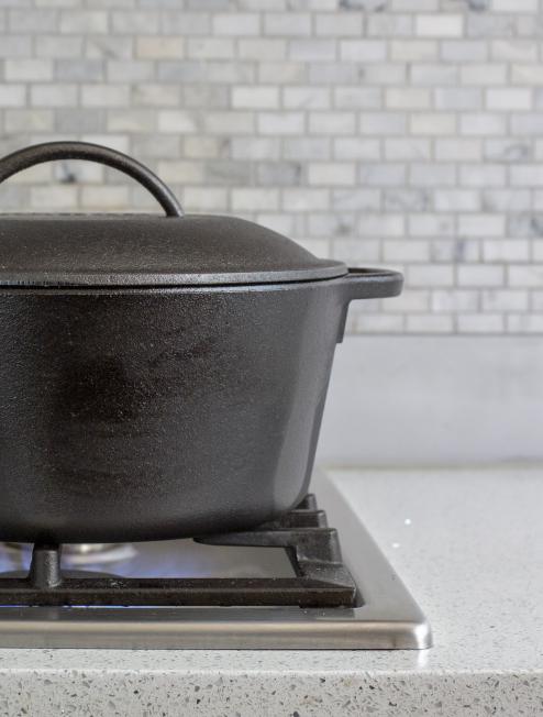 Cast Iron Dutch Ovens | Versatile Cast Iron Cooking