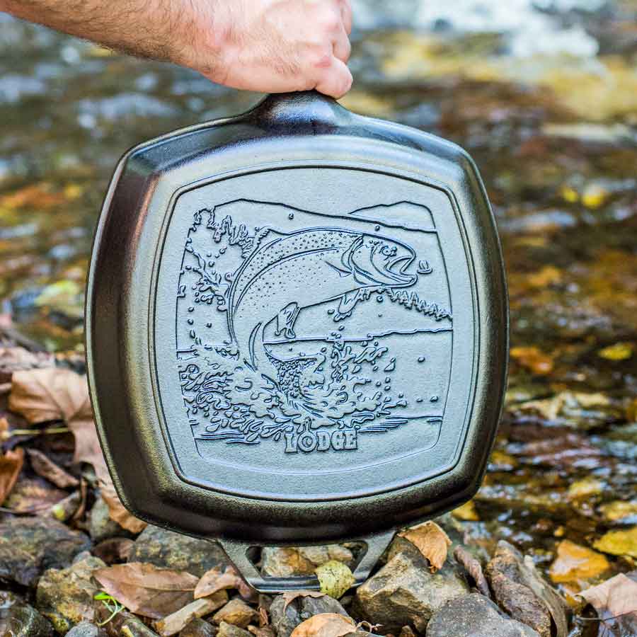 Wildlife Square Grill Pan with Fish | Stovetop and Grill Cooking