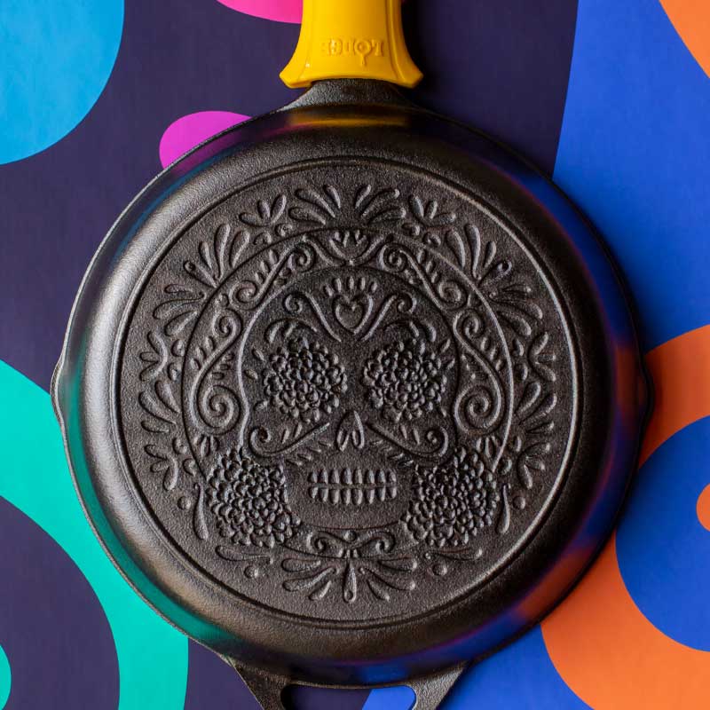 Seasoned Cast Iron Sugar Skull Skillet with Deluxe Handle Holder | Everyday Seasoned Cast Iron