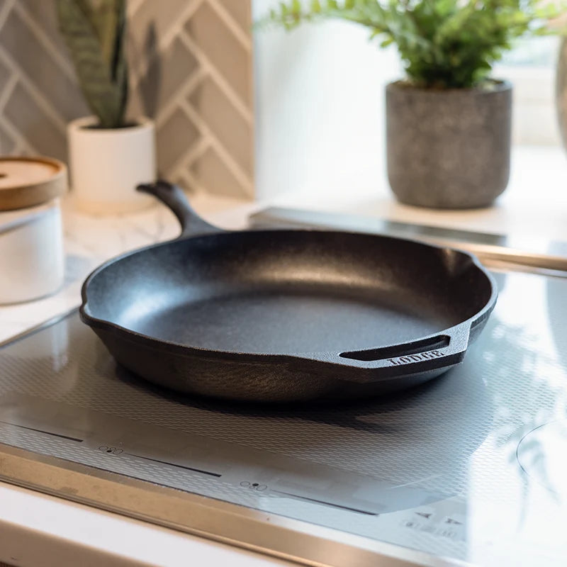 Chef Collection Skillets | Everyday Seasoned Cast Iron